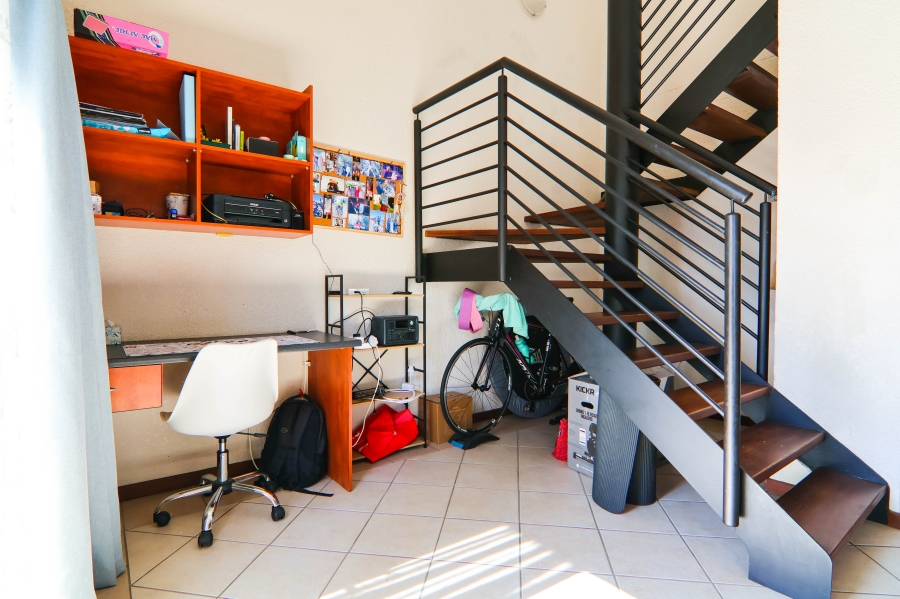 1 Bedroom Property for Sale in Hatfield Gauteng