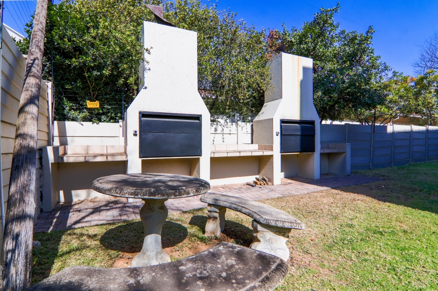 1 Bedroom Property for Sale in Hatfield Gauteng
