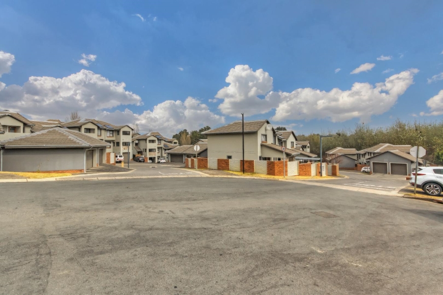 3 Bedroom Property for Sale in Kyalami Hills Gauteng