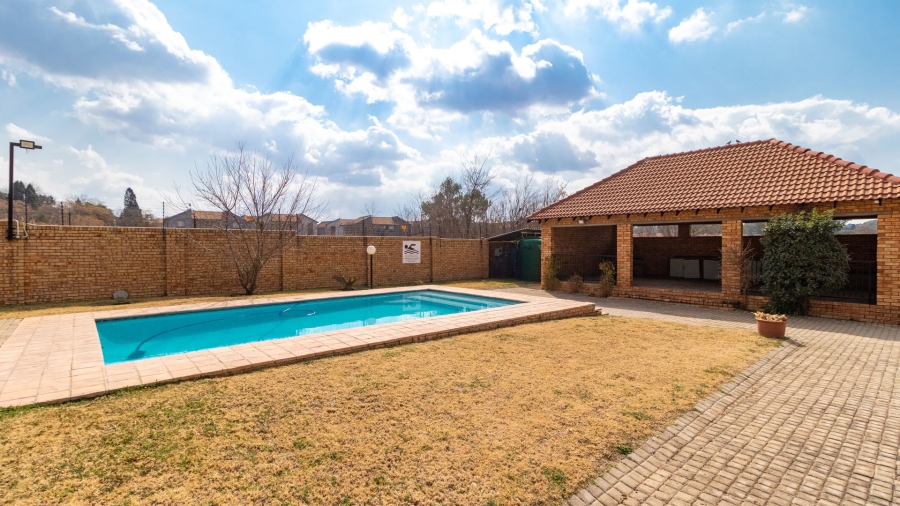 2 Bedroom Property for Sale in Rynfield Gauteng