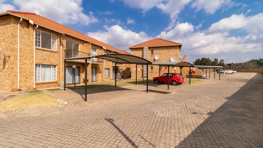 2 Bedroom Property for Sale in Rynfield Gauteng