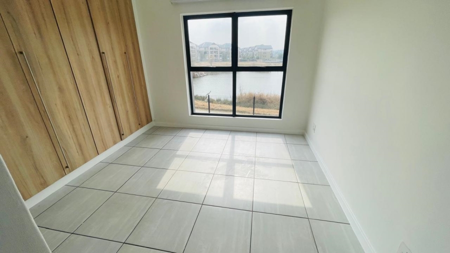 To Let 3 Bedroom Property for Rent in Waterfall Gauteng