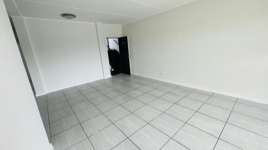 To Let 3 Bedroom Property for Rent in Waterfall Gauteng