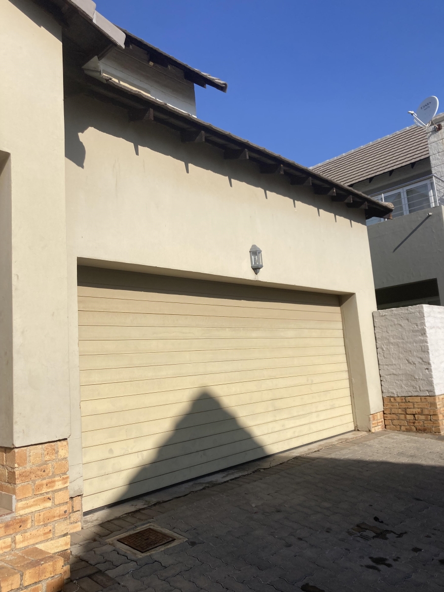 3 Bedroom Property for Sale in Kyalami Hills Gauteng