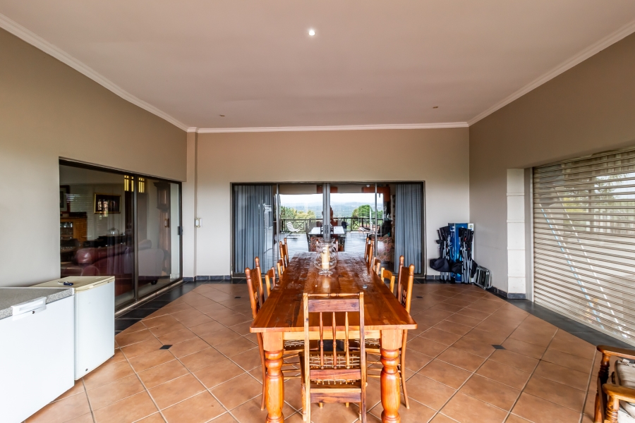 To Let 4 Bedroom Property for Rent in Waverley Gauteng