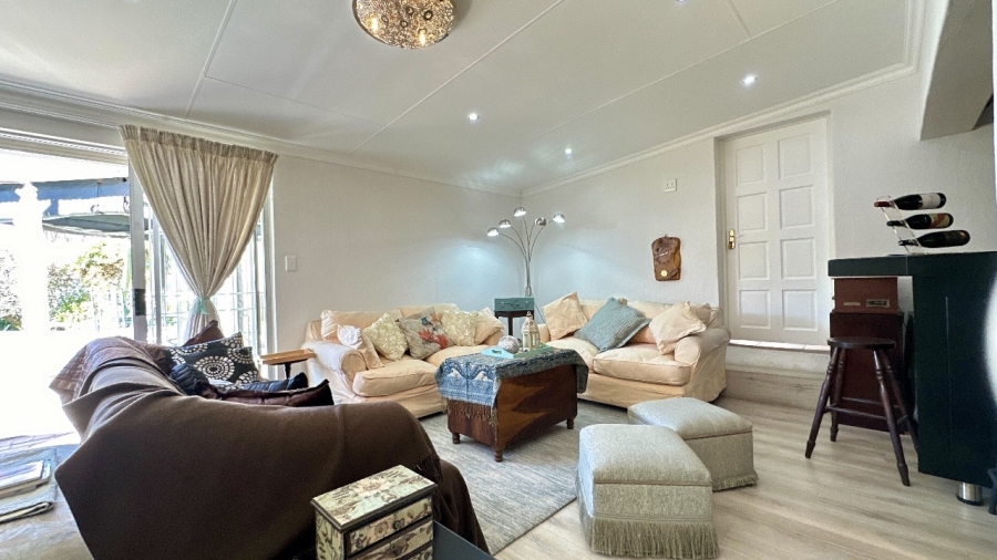 5 Bedroom Property for Sale in Ormonde Gauteng