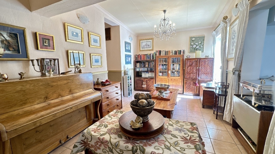 5 Bedroom Property for Sale in Ormonde Gauteng