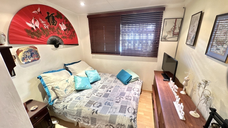 5 Bedroom Property for Sale in Ormonde Gauteng