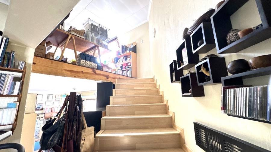 5 Bedroom Property for Sale in Ormonde Gauteng