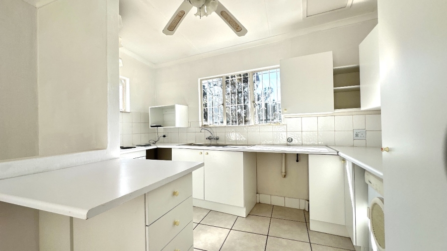 5 Bedroom Property for Sale in Ormonde Gauteng