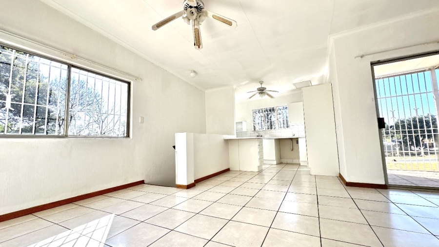5 Bedroom Property for Sale in Ormonde Gauteng