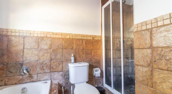 To Let 3 Bedroom Property for Rent in Noordwyk Gauteng