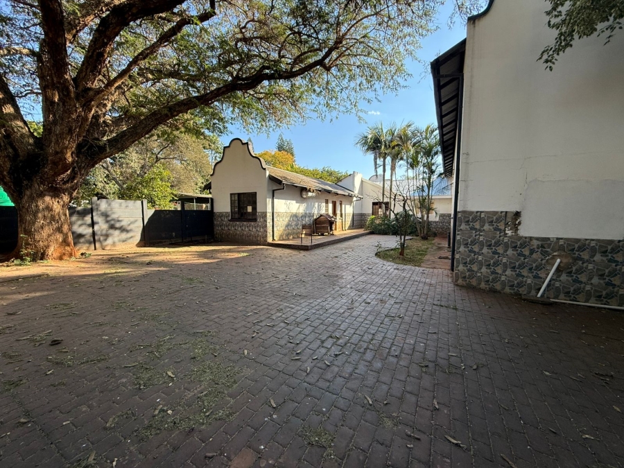 8 Bedroom Property for Sale in Fundus AH Gauteng