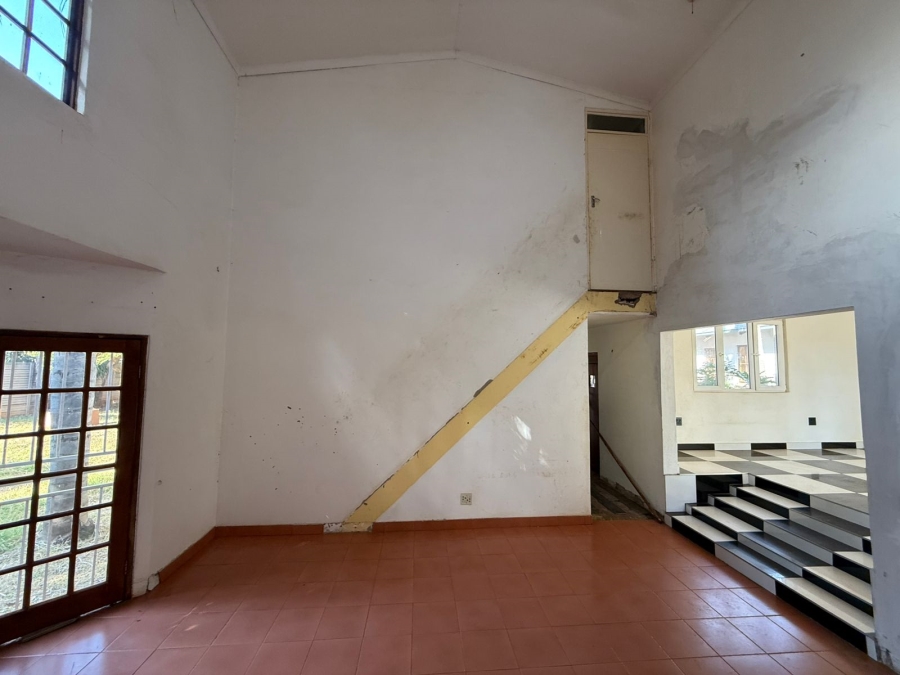 8 Bedroom Property for Sale in Fundus AH Gauteng