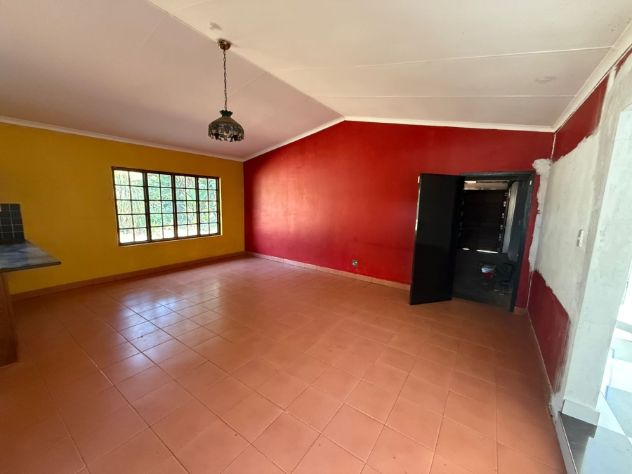 8 Bedroom Property for Sale in Fundus AH Gauteng