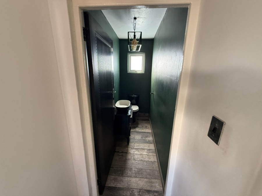 8 Bedroom Property for Sale in Fundus AH Gauteng