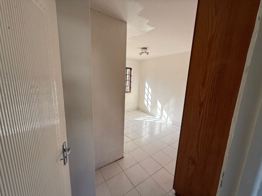 8 Bedroom Property for Sale in Fundus AH Gauteng