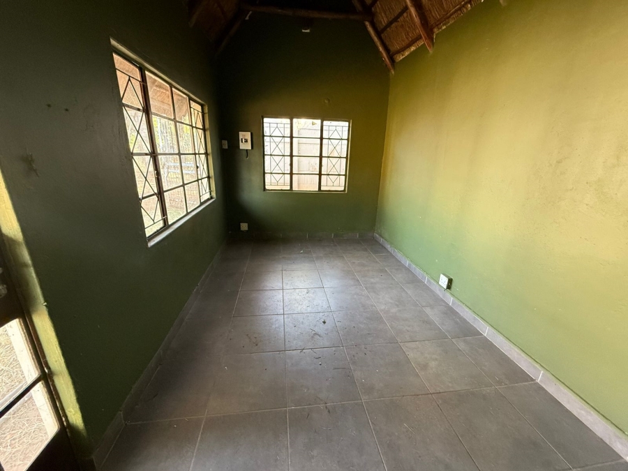 8 Bedroom Property for Sale in Fundus AH Gauteng