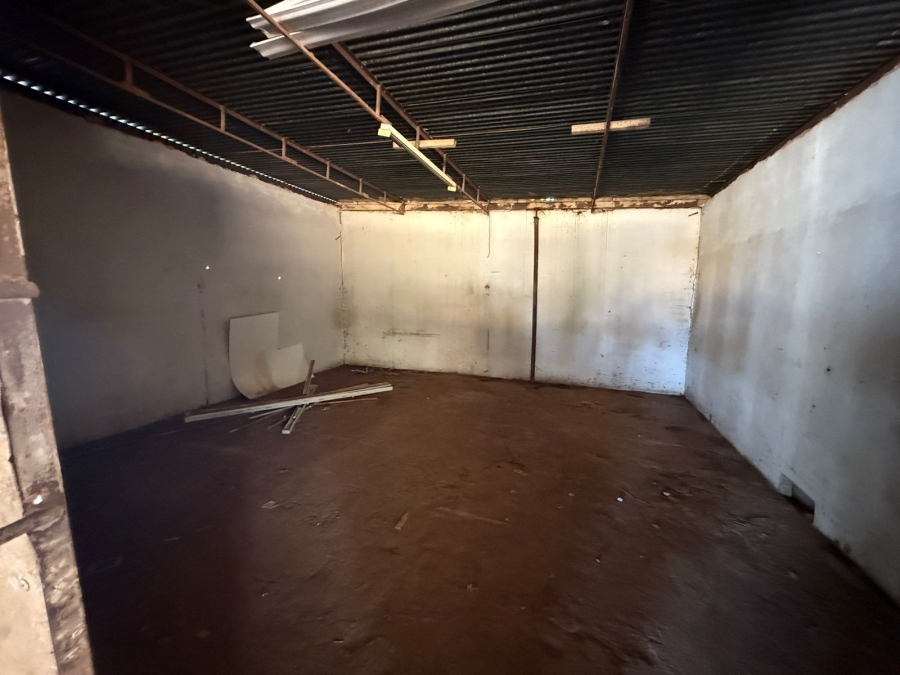 8 Bedroom Property for Sale in Fundus AH Gauteng