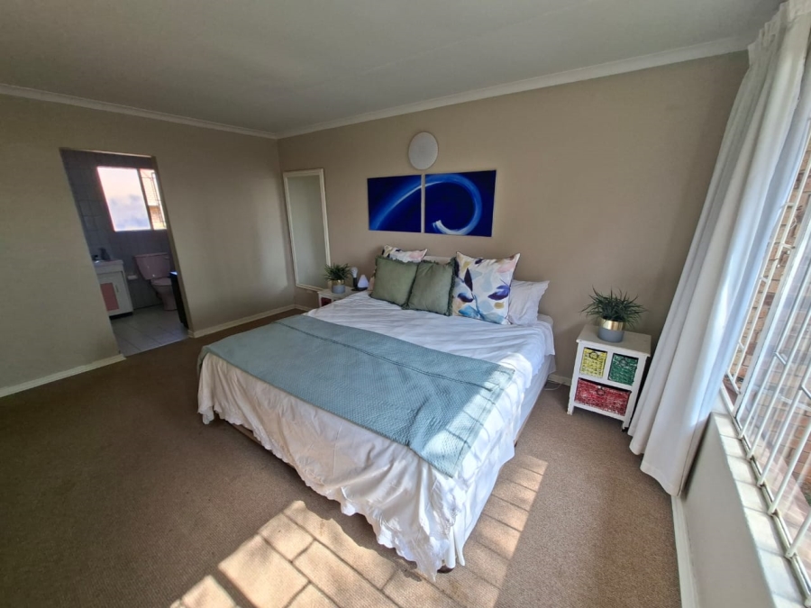 3 Bedroom Property for Sale in Rant En Dal Gauteng