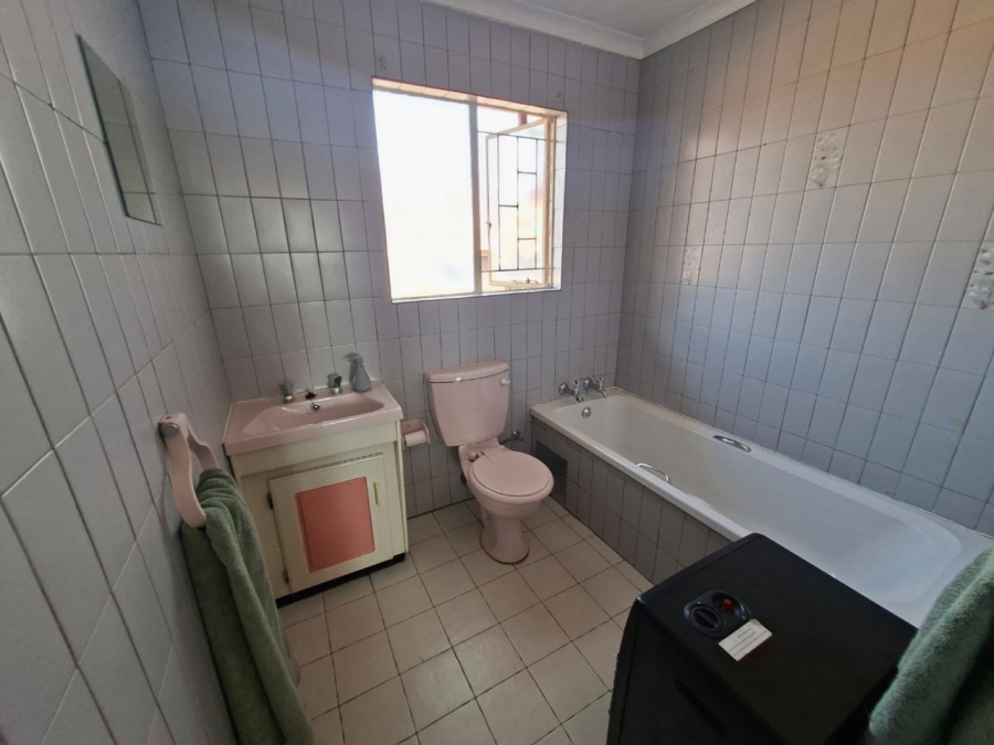 3 Bedroom Property for Sale in Rant En Dal Gauteng