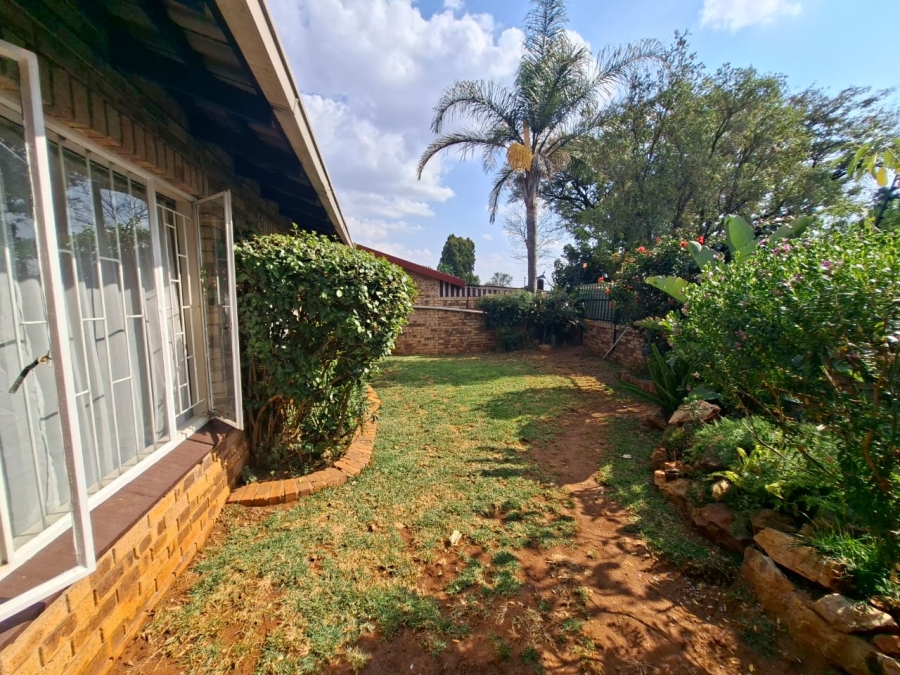 3 Bedroom Property for Sale in Rant En Dal Gauteng