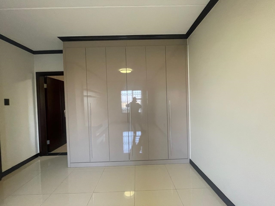 To Let 2 Bedroom Property for Rent in Blue Hills Gauteng