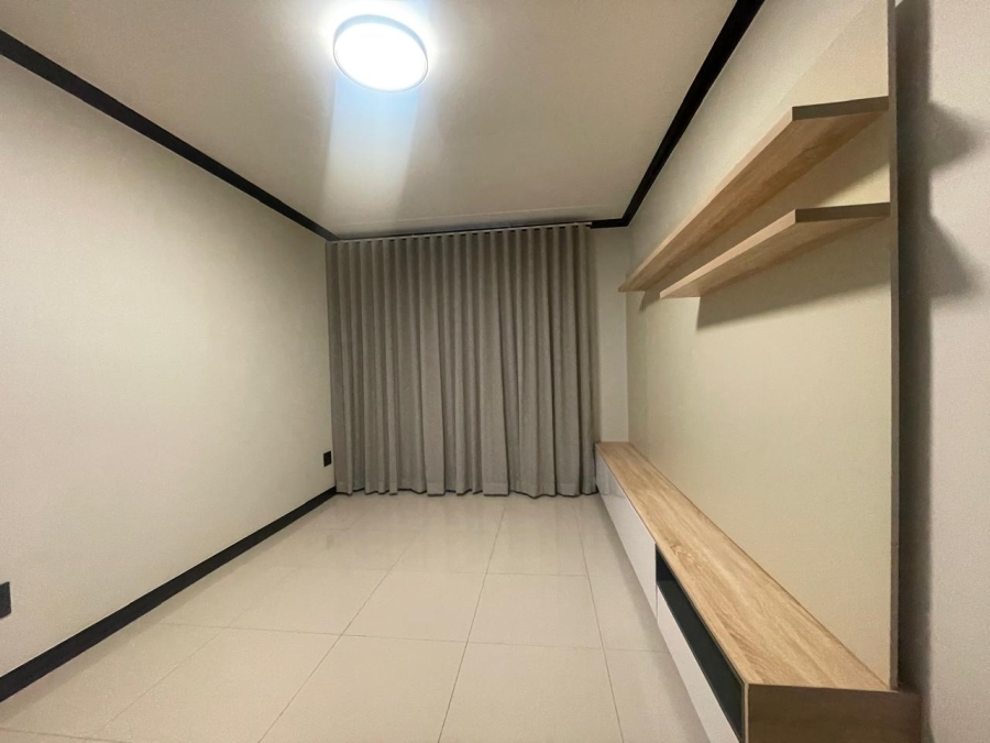 To Let 2 Bedroom Property for Rent in Blue Hills Gauteng