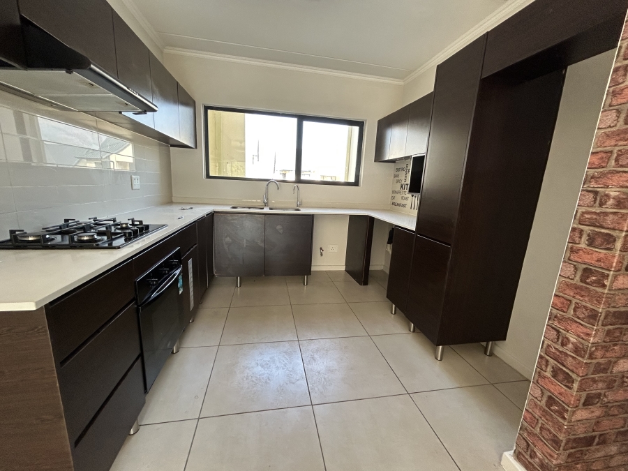 To Let 2 Bedroom Property for Rent in Kyalami Hills Gauteng