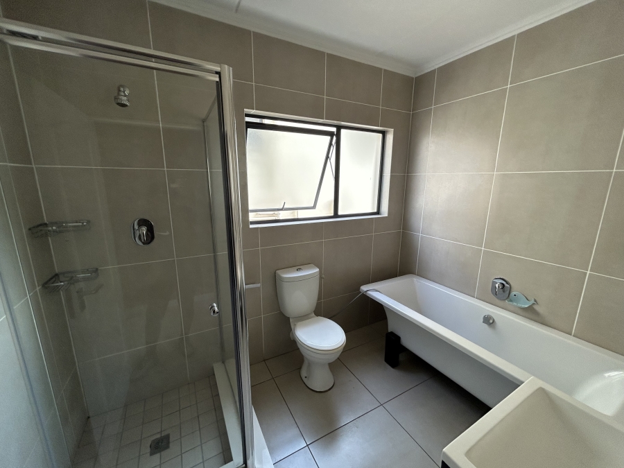 To Let 2 Bedroom Property for Rent in Kyalami Hills Gauteng