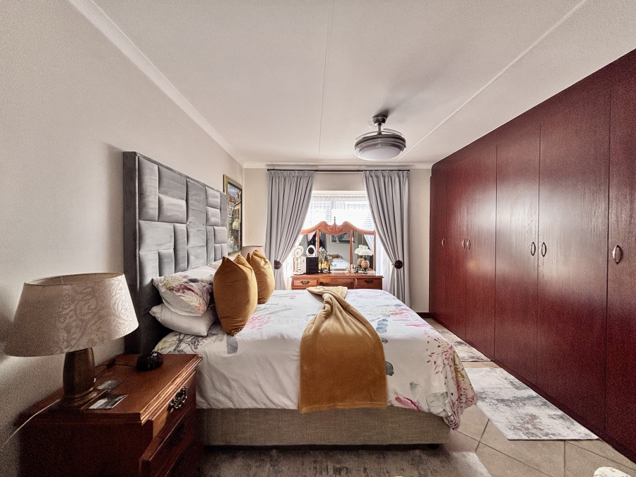 3 Bedroom Property for Sale in Olympus AH Gauteng
