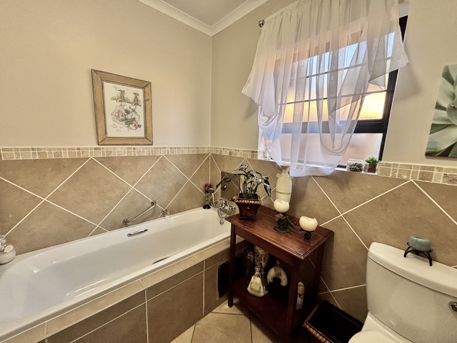 3 Bedroom Property for Sale in Olympus AH Gauteng