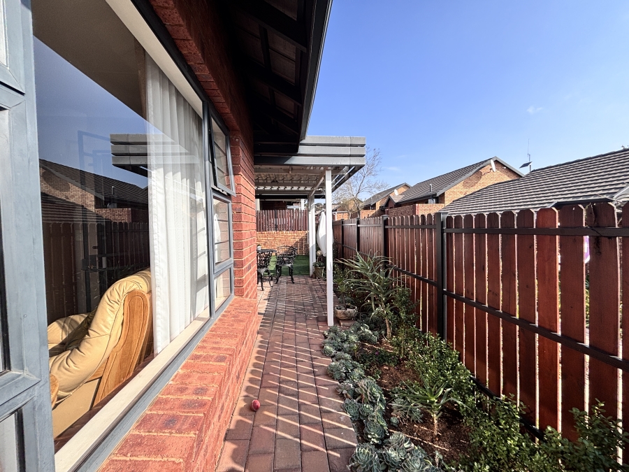 3 Bedroom Property for Sale in Olympus AH Gauteng