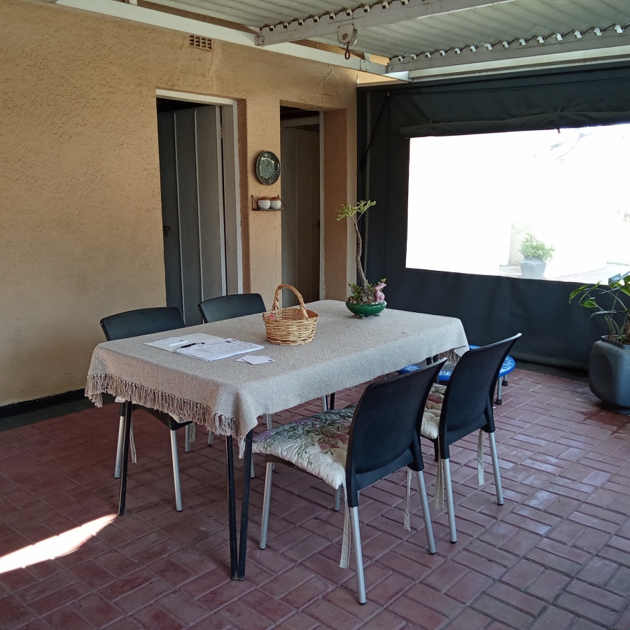 3 Bedroom Property for Sale in Witpoortjie Gauteng