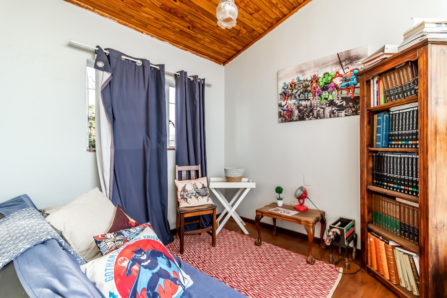 4 Bedroom Property for Sale in Waverley Gauteng