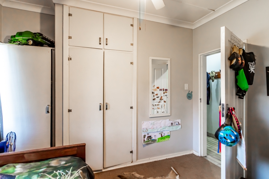 4 Bedroom Property for Sale in Waverley Gauteng