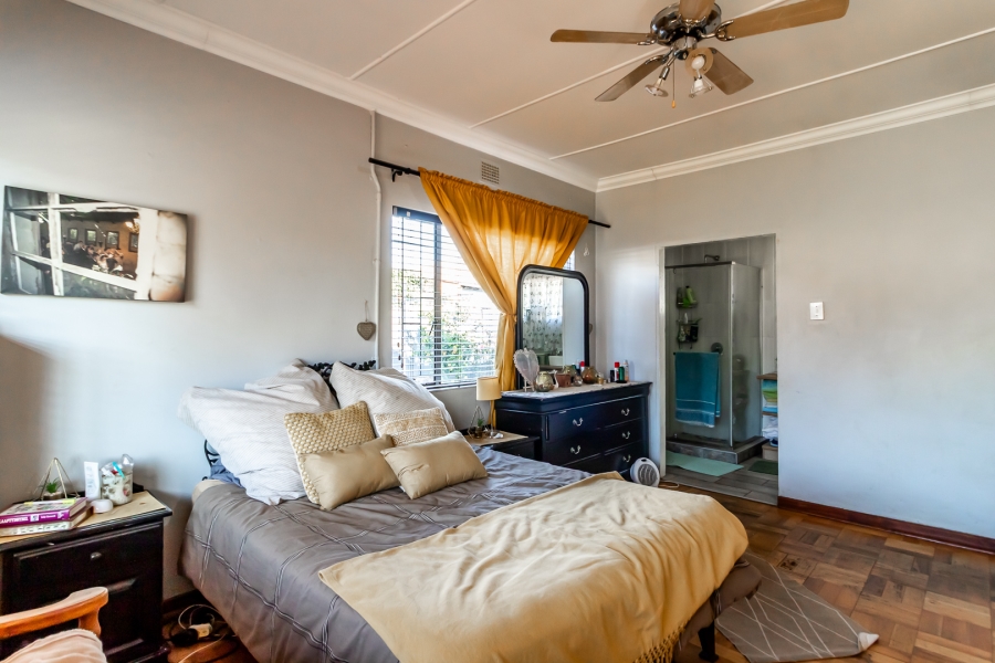 4 Bedroom Property for Sale in Waverley Gauteng