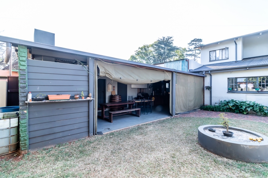 4 Bedroom Property for Sale in Waverley Gauteng