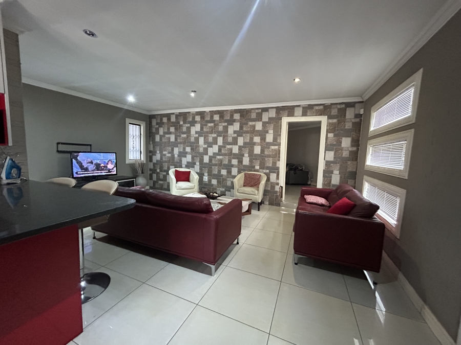 3 Bedroom Property for Sale in Vosloorus Ext 6 Gauteng