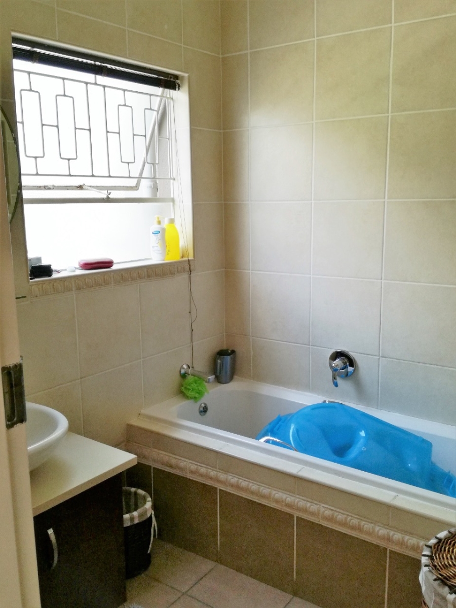 To Let 3 Bedroom Property for Rent in Sunninghill Gauteng