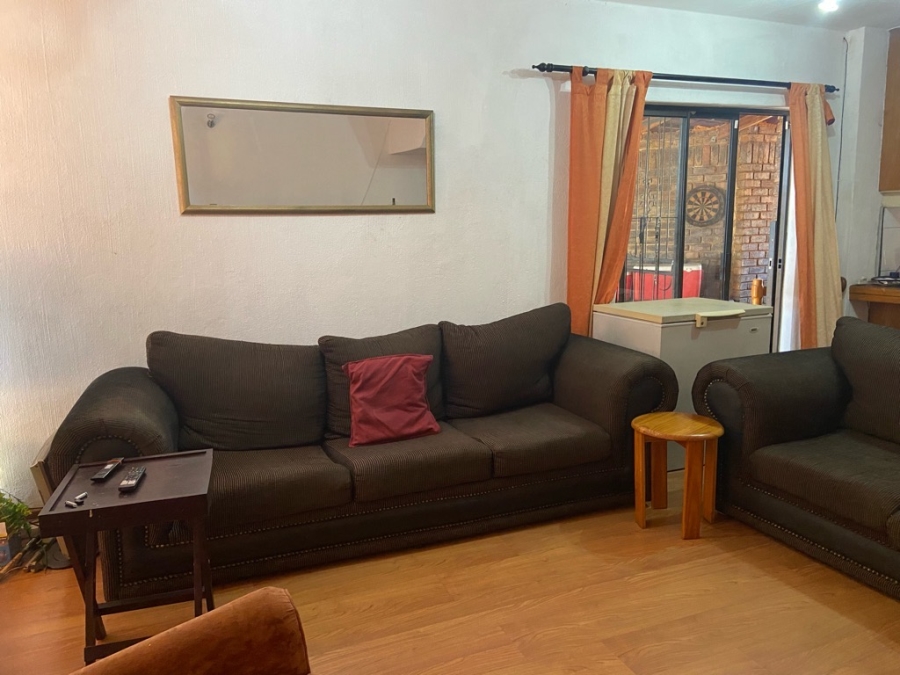 2 Bedroom Property for Sale in Weavind Park Gauteng