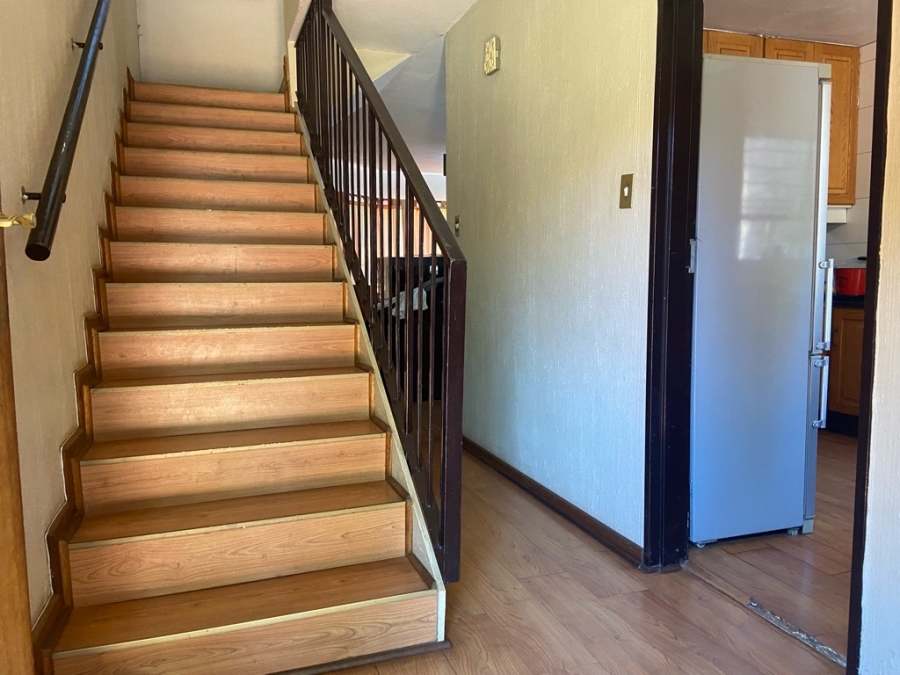 2 Bedroom Property for Sale in Weavind Park Gauteng