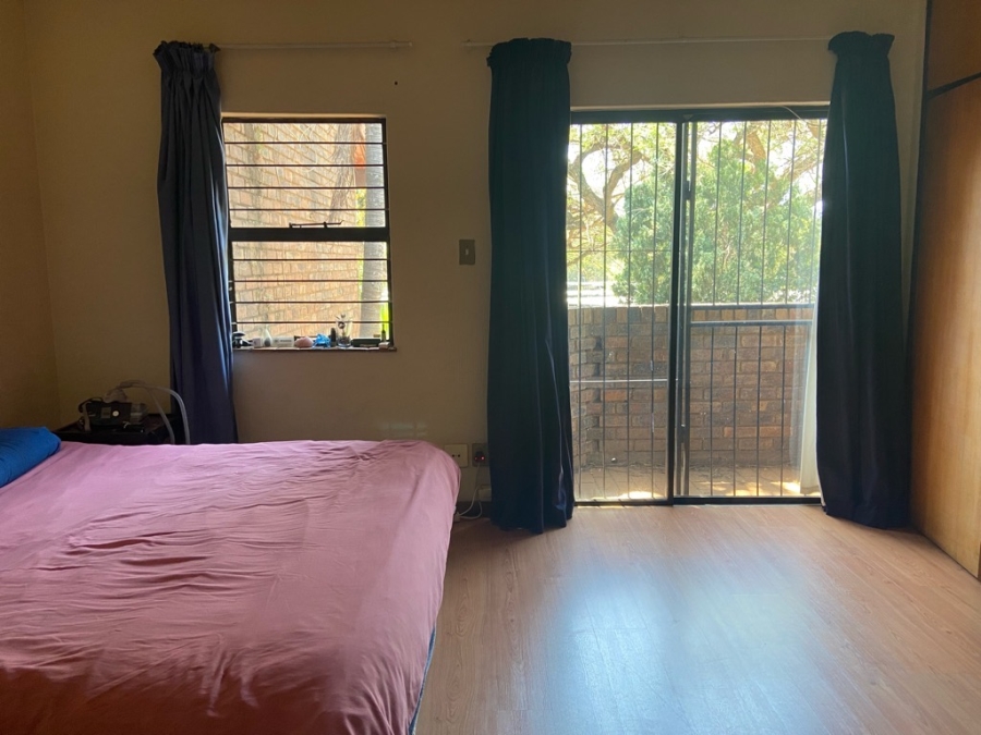 2 Bedroom Property for Sale in Weavind Park Gauteng