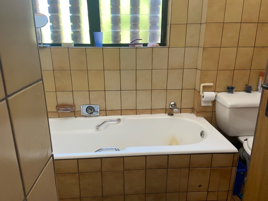 2 Bedroom Property for Sale in Weavind Park Gauteng