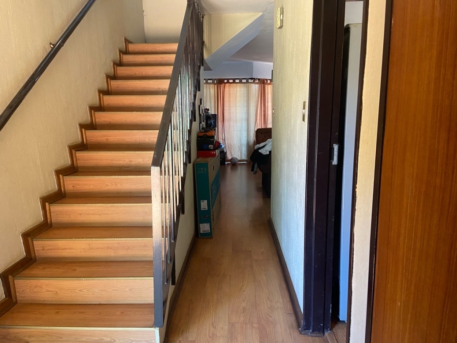 2 Bedroom Property for Sale in Weavind Park Gauteng