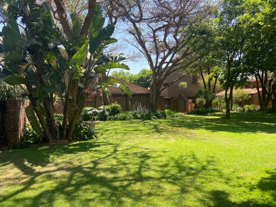 2 Bedroom Property for Sale in Weavind Park Gauteng