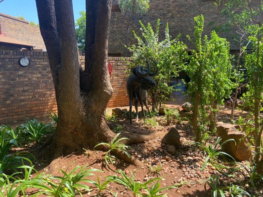 2 Bedroom Property for Sale in Weavind Park Gauteng