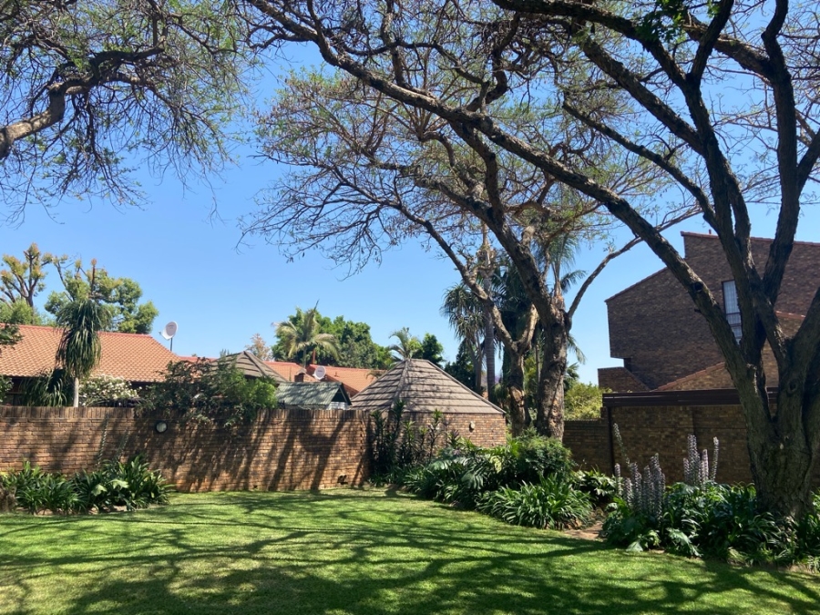 2 Bedroom Property for Sale in Weavind Park Gauteng