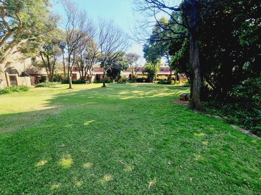 2 Bedroom Property for Sale in Weavind Park Gauteng