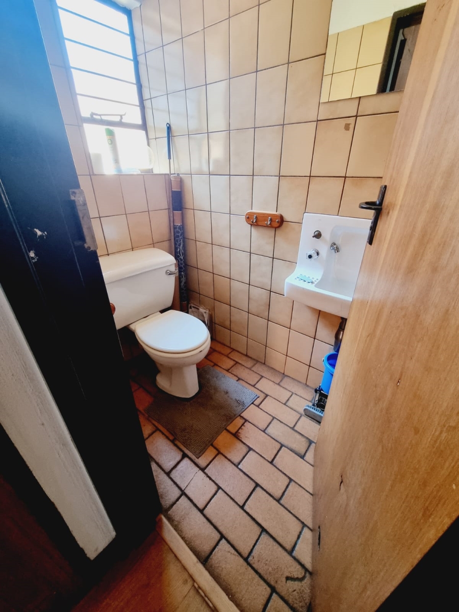 2 Bedroom Property for Sale in Weavind Park Gauteng